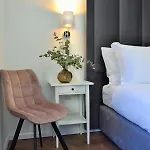 Antares Luxury Split