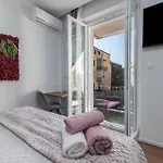 Antares Luxury 3* Split