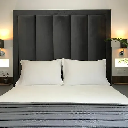 Guest house Antares Luxury 3*