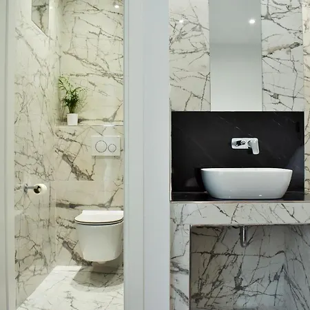 Antares Luxury