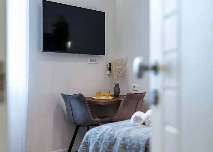 Antares Luxury Gostinjska kuća 3*