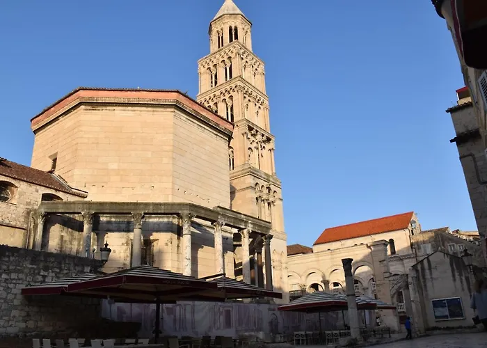 Antares Luxury Split