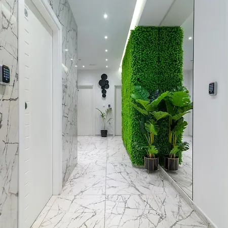 Antares Luxury بيت ضيافة