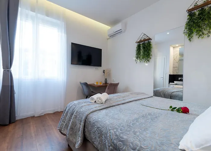 Antares Luxury ספליט