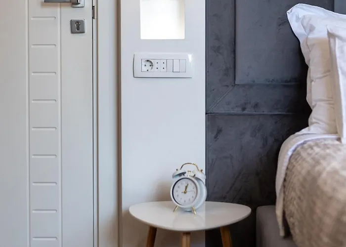 Antares Luxury בית הארחה ספליט